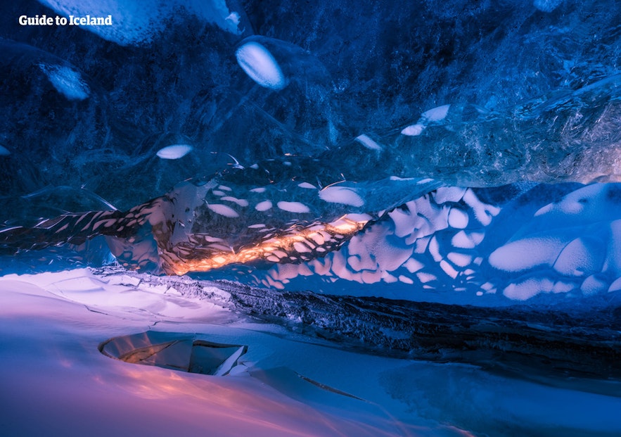 绝美的冰岛蓝冰洞