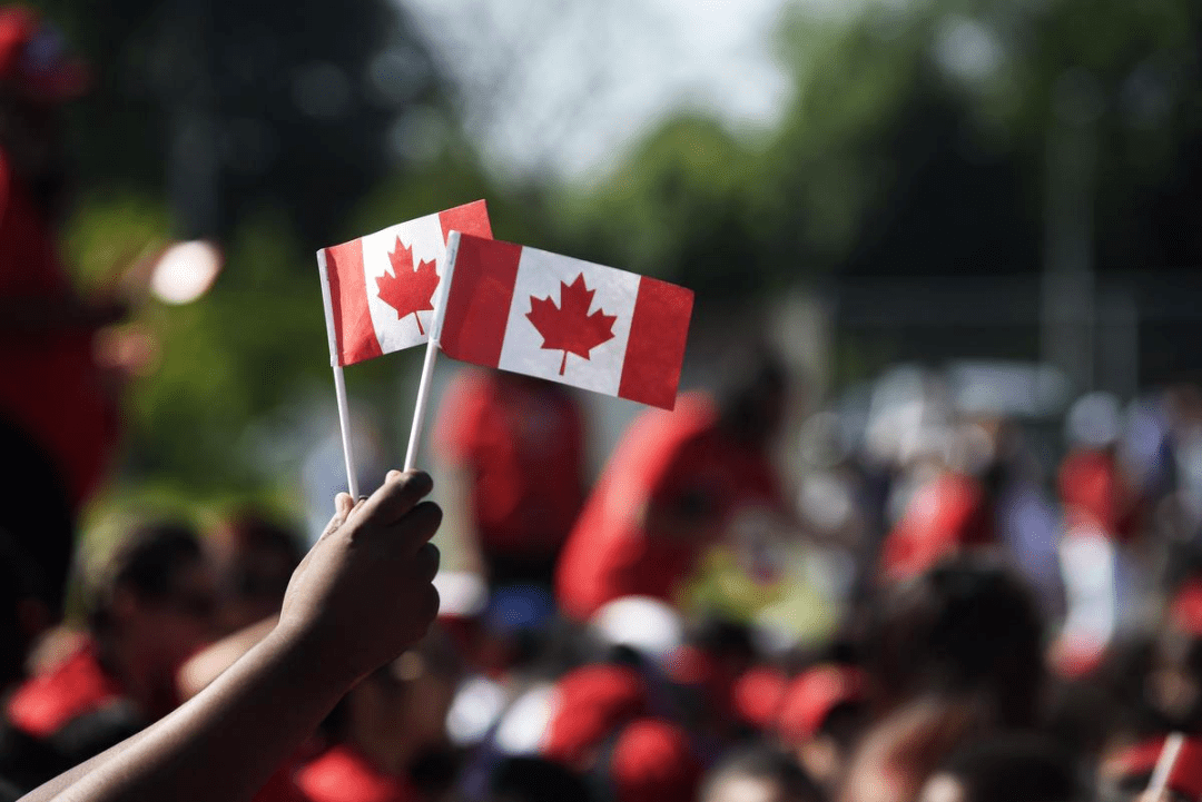加拿大移民排队_2021年移民加拿大_加拿大移民排期表